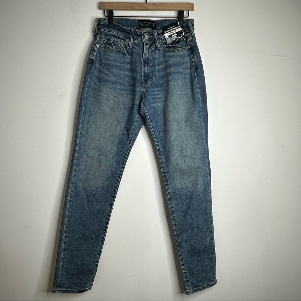 NWT Abercrombie & Fitch Men’s Signature Stretch Athletic Slim Jeans Size 29
